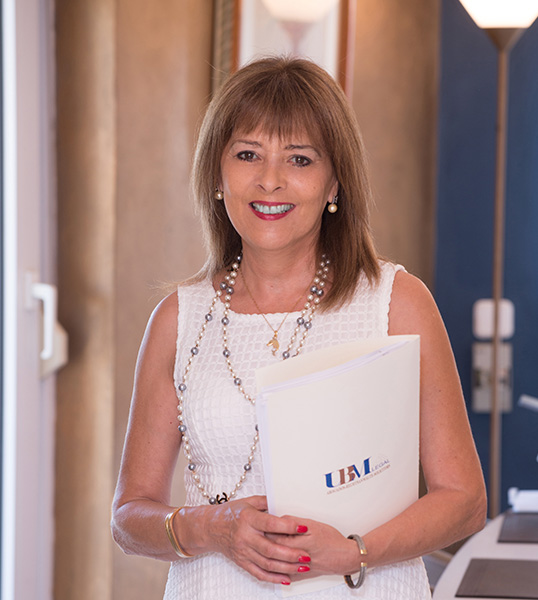 Tina López